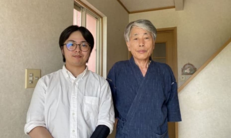 カビドクターズ代表の牧平とお客様